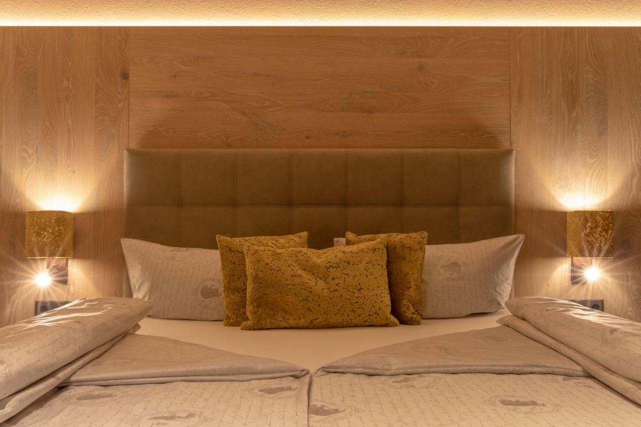 Zillertal Klee Mit Restaurant Kleementine Appartement Ried im Zillertal