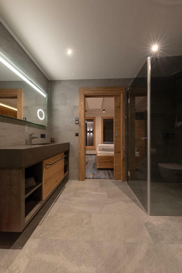 Appartement Zillertal Klee Mit Restaurant Kleementine